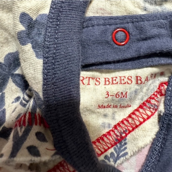 Burt's Bee Baby girl size 3-6 months romper - Picture 4 of 4